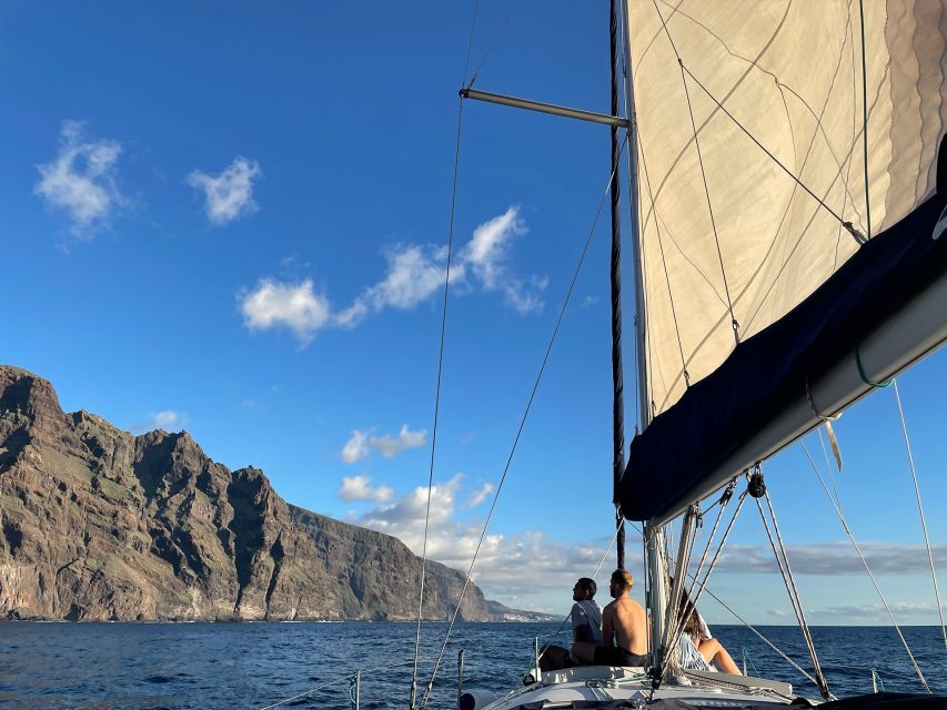Los Gigantes: Private Sailing Tour with Swim, Drink, & Tapas - Choosing Between Three and Eight Hours