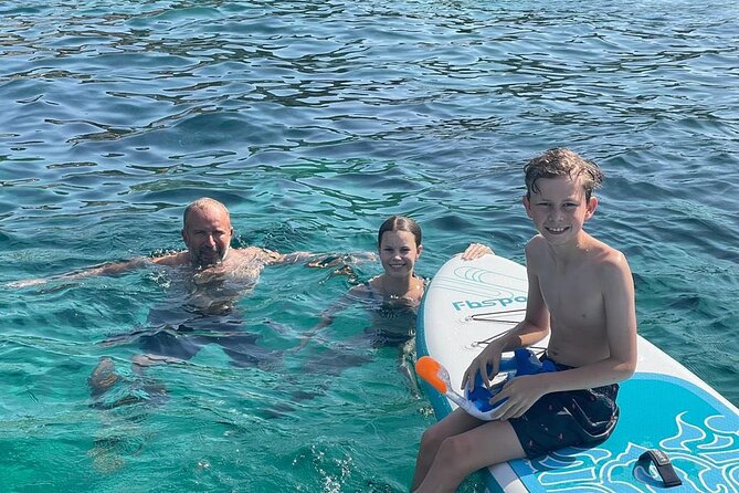 Luxury Catamaran sailing with welcome Drinks Tapas Max10-12Person - Anchoring in a turquoise bay