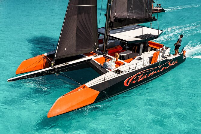 LUXURY PRIVATE Catamaran Bora Bora : Full-Day Trip - A crew that shapes the day