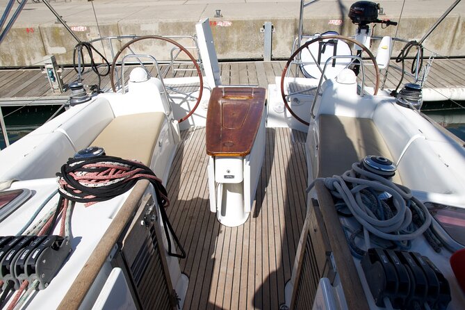 Luxury sailboat ride with drinks and aperitif-Small Groups - What is included on board