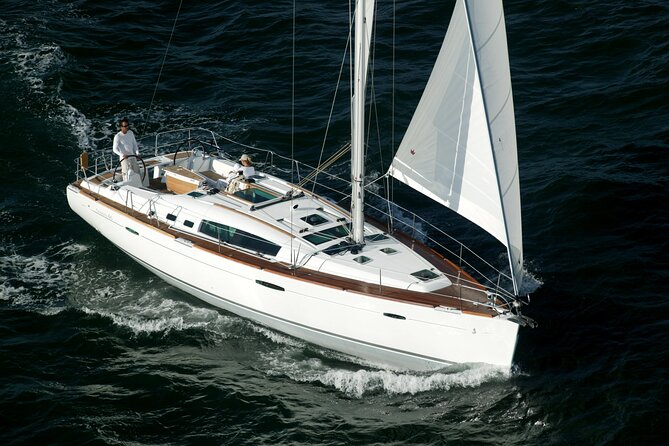 Luxury Sailing Experience Day with Champagne and Lunch or Dinner - Champagne, lunch, and the rhythm of the day