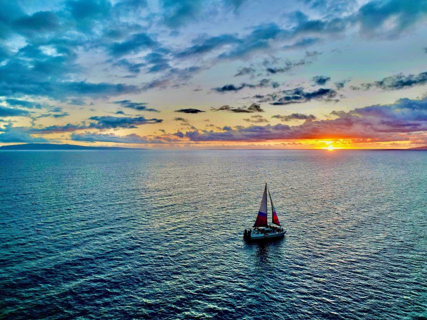 Maalaea Harbor: Sunset Sail on a Charming Hawaiin Catamaran - Why the Small Catamaran Matters