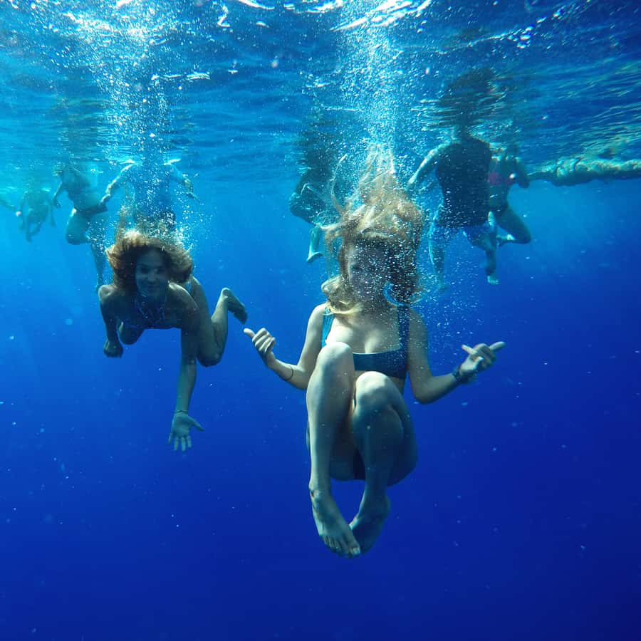 Maalaea: West Maui Snorkeling & Sailing Day Trip with Lunch - Cruising West Maui Toward Lanai