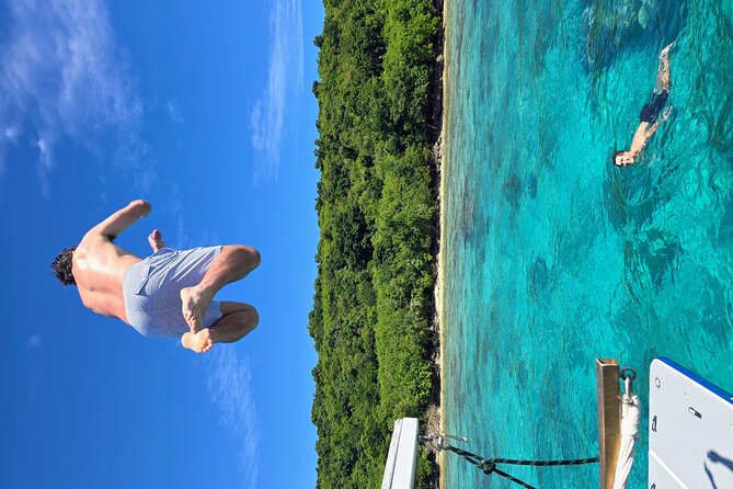 Major Tom -Sailing Day Cruise, with Snorkeling, Lunch & More! - First snorkeling stop, about one hour in the water