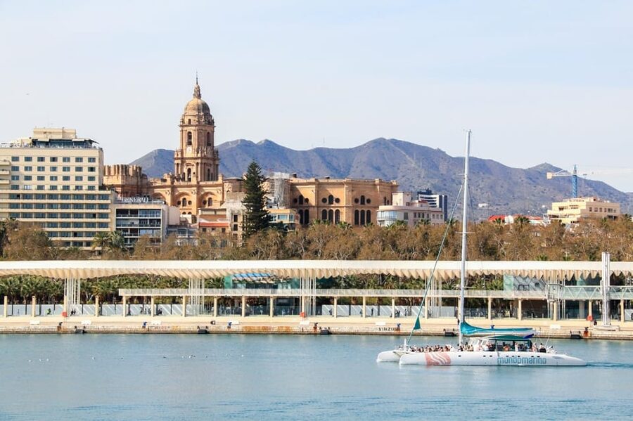 Malaga: Catamaran Sailing Cruise with Swimming & Optional DJ - The middle section: coastline views without a formal tour
