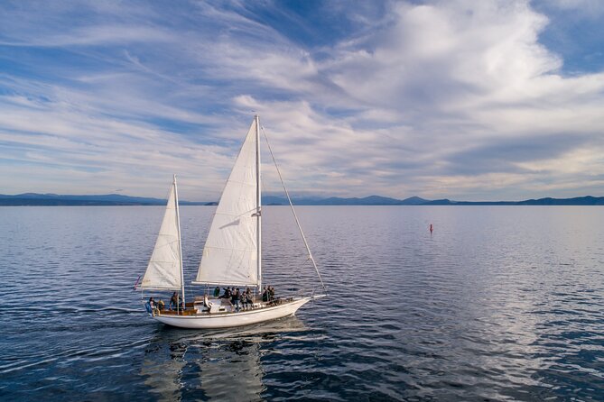 Maori Rock Carvings Eco Sailing Taupo - Why the Māori Rock Carvings make this cruise special