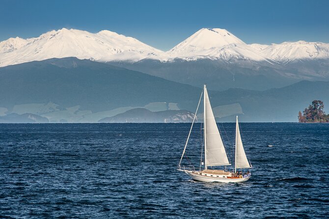 Maori Rock Carvings Eco Sailing Taupo - The guides shape the mood