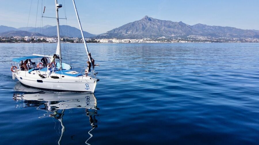 Marbella: Sunset Luxury Sailing Cruise in Puerto Banús - The longer sail along Marbella’s coast