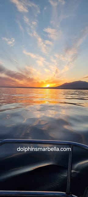 Marbella: sunset sailboat trip Drinks-Snacks,2 hour - Leaving Puerto Bajadilla for the Marbella coast