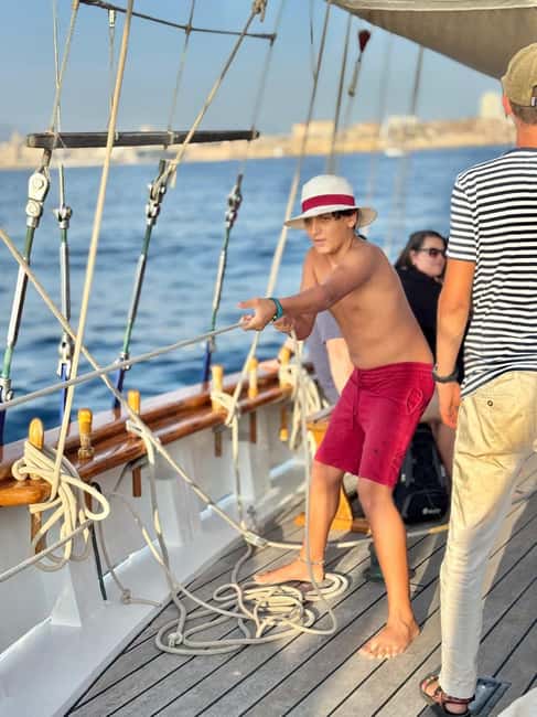 Marseille: Day sailing in the heart of the Calanques with organic lunch and wine - Why this sailing day works so well in Marseille