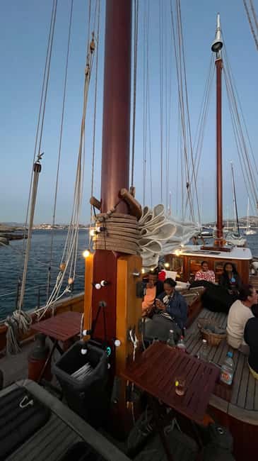 Marseille: Evening sailboat trip to the Calanques du Frioul with buffet and organic wine - Sailing out through Marseille’s harbor