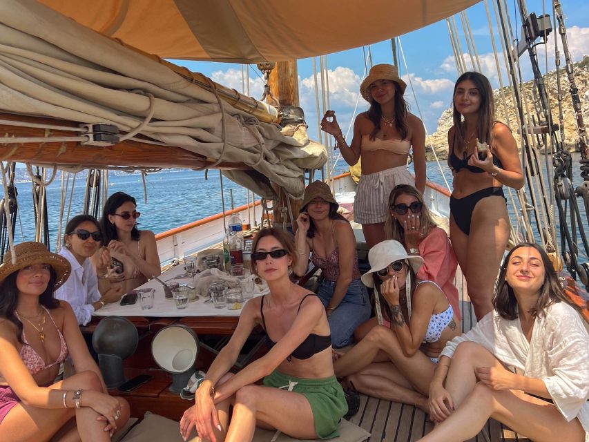 Marseille: Sailboat Cruise with Lunch, Swim & Organic Wine - Swimming and snorkeling in the coves