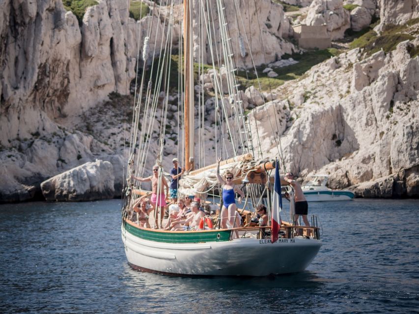 Marseille: Sailboat Cruise with Lunch, Swim & Organic Wine - Who should book this day at sea