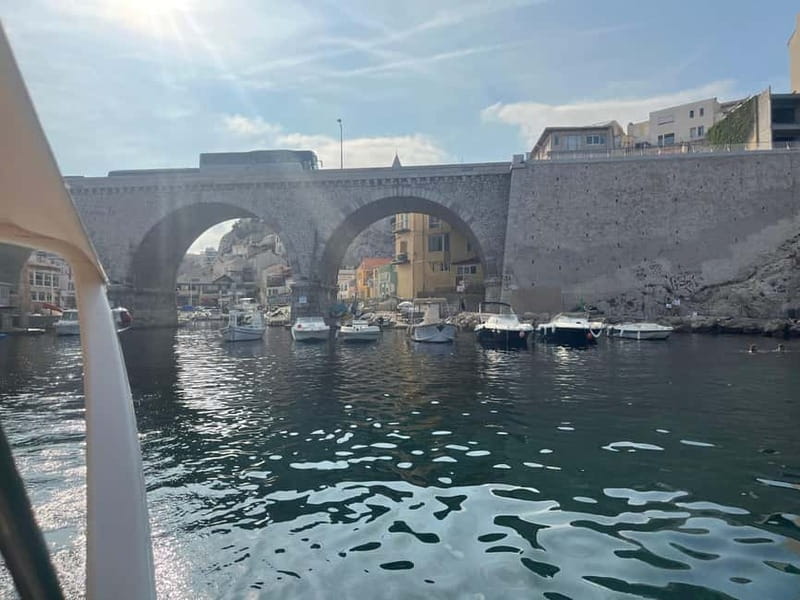 Marseille: Set sail for the Château d'If and the Frioul Islands - Meeting at the Mucem footbridge