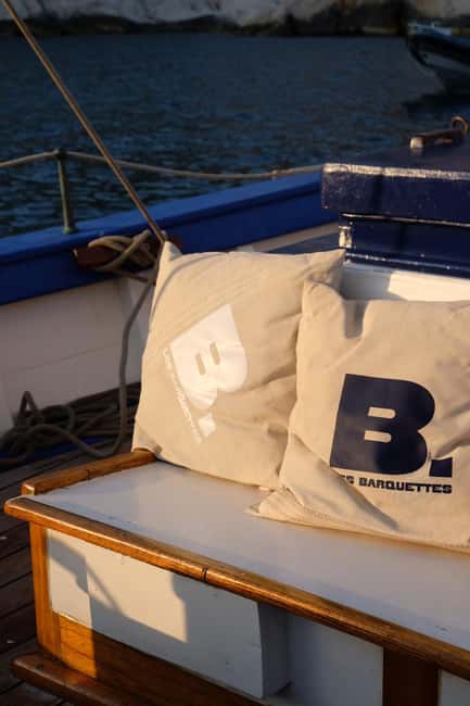 Marseille: Sunset Sailing, Buffet, and Wine - Who should book this sailing