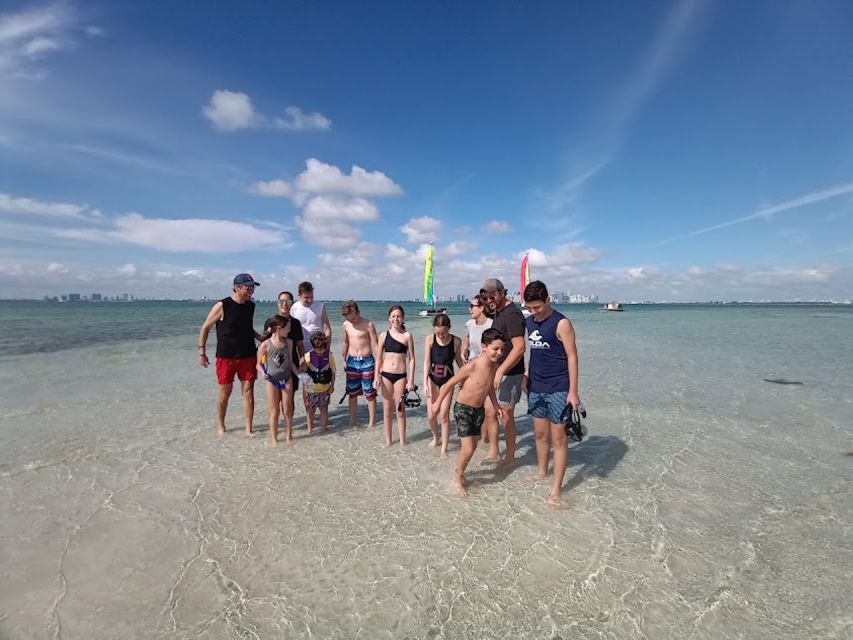 Miami: Intimate Sailing in Biscayne Bay w/ Food and Drinks - Key points to know before booking