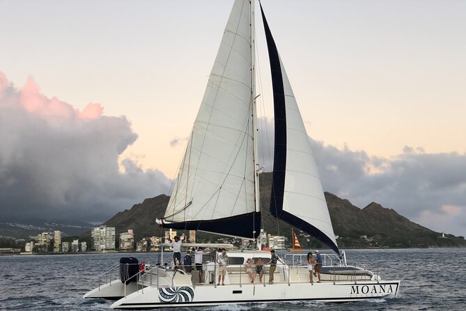 Moana’s Swim’n’Sail Cocktail Cruise Along the Waikiki Coast - What your $34.99 includes, and what it does not