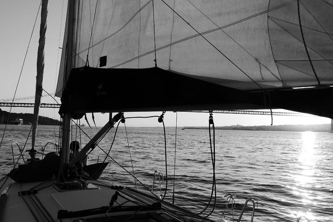 Morning Sailing Tour in Tagus River from Lisbon - Why sailing the Tagus changes your view of Lisbon