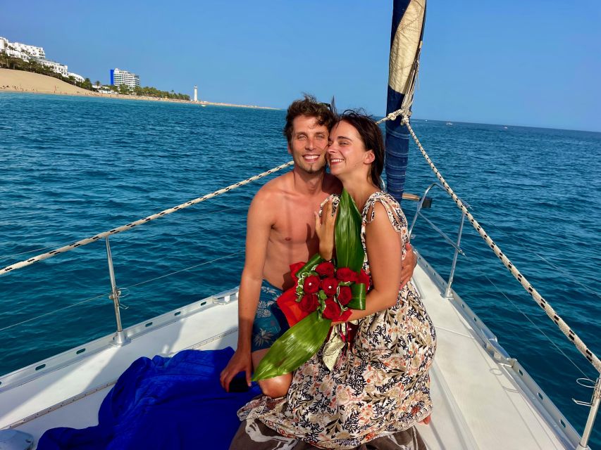 Morro Jable: Sailing Boat Excursion with Food and Drinks - Anchoring for a swim and snorkel