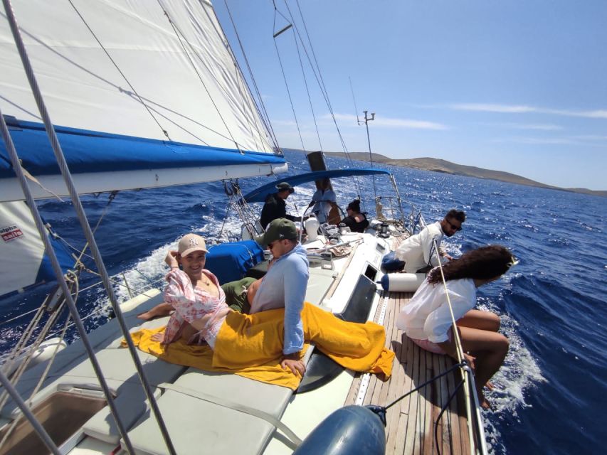 Mykonos: Delos and Rhenia Full-Day Sailing Cruise with Meal - The ride home past Mykonos