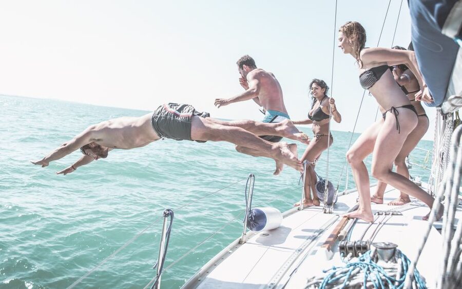 Mykonos: Delos and Rhenia Full-Day Sailing Cruise with Meal - Should you book the Delos and Rhenia cruise?