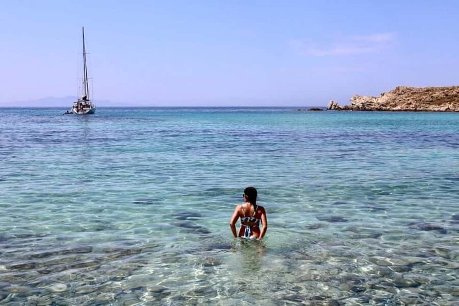 Mykonos: Sunset Sail Cruise to Rhenia, Beach Hopping, Dinner - Why this cruise works so well at sunset