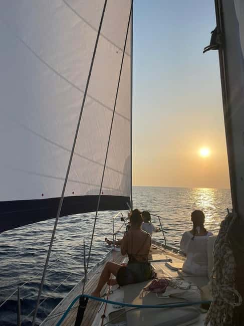Mykonos: Sunset Sail Cruise to Rhenia, Beach Hopping, Dinner - Should you book it?