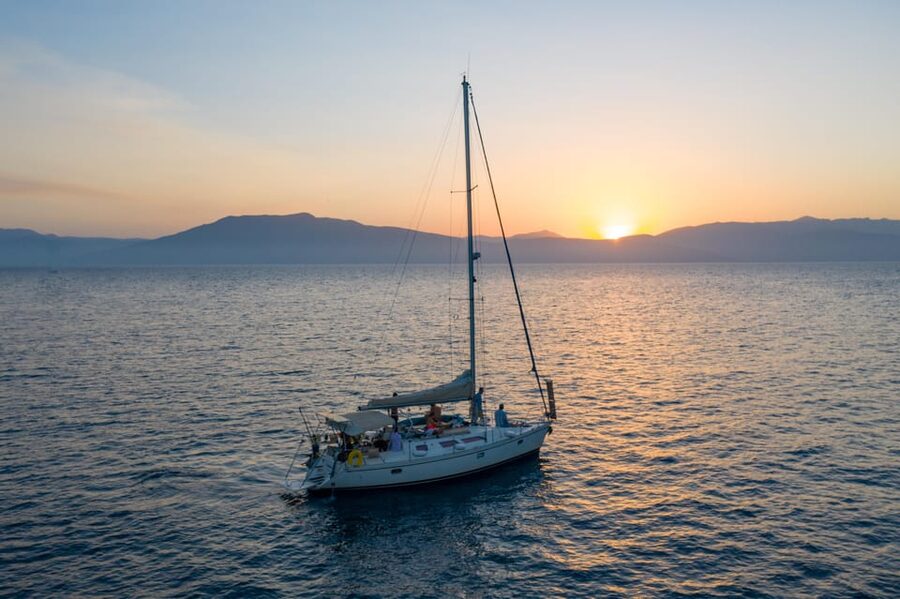 Nafplio Sun Sail Cruises | Semi-Private Half Day | Full Meal - What makes the crew part of the experience
