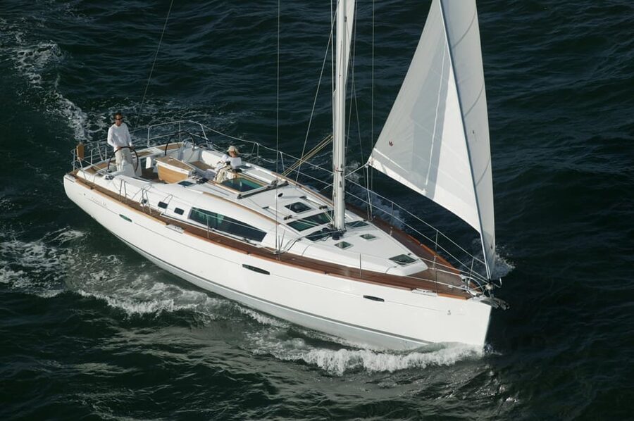 New Forest: Sail with Lunch or Dinner from Lymington - What the $201 price includes