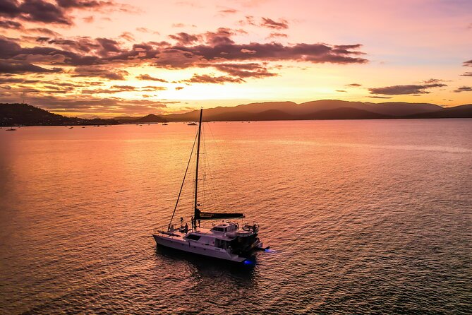NEW SUNSET TOUR-Airlie Beach Sunset Sail in Style- BYO drinks - Why This Airlie Beach Sunset Sail Works So Well