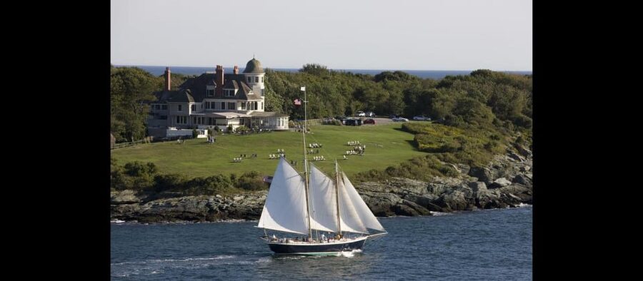 Newport: Day Sail on Narragansett Bay aboard Aquidneck - Why a sail is one of Newport’s smartest short outings