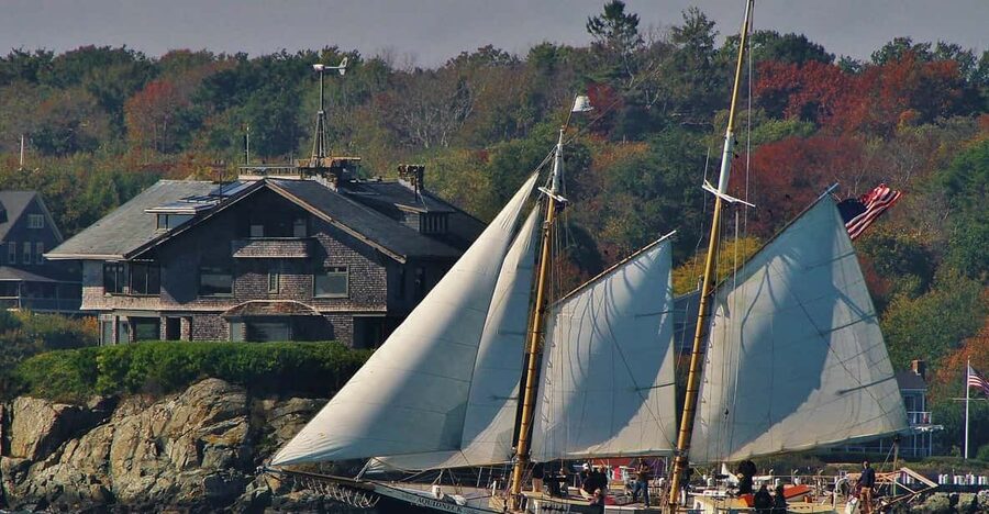 Newport: Morning Mimosa Sail aboard Schooner Aquidneck - A quiet start on Newport’s waterfront