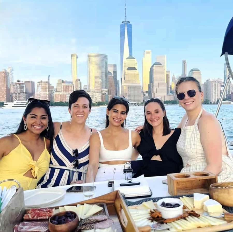 NYC: Private Champagne Sail to the Statue of Liberty - Setting sail from Pier 59