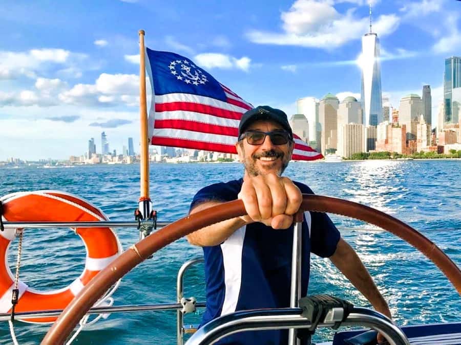 NYC: Private Champagne Sail to the Statue of Liberty - Lower Manhattan from the water