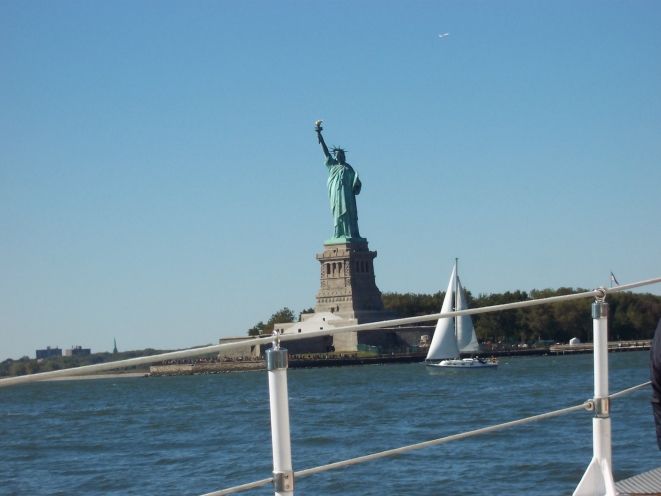 NYC: Statue of Liberty Day Sail on the Schooner Adirondack - How long the 105-minute trip feels