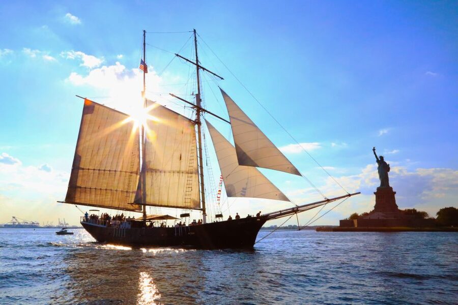 NYC: Statue of Liberty Day Sail with Onboard Bar - Why a sailboat is a better way to see New York