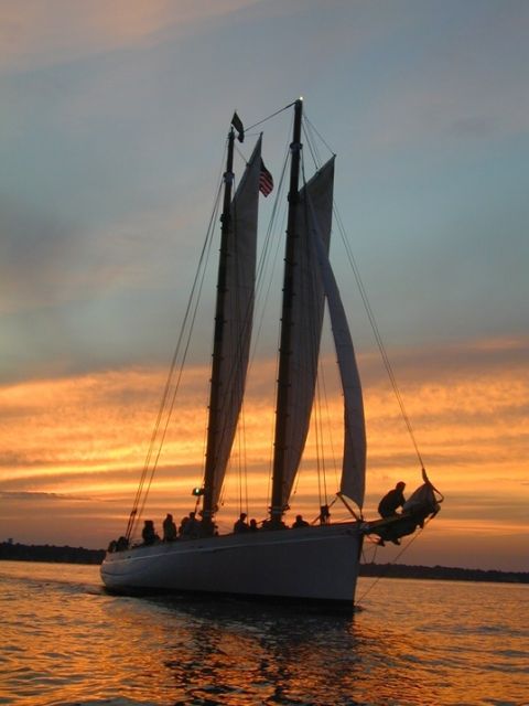 NYC: Sunset Sail Aboard Schooner Adirondack - Is the $90 price fair?