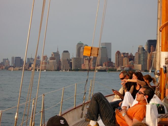 NYC: Sunset Sail Aboard Schooner Adirondack - Sunset, skyline, and the changing light