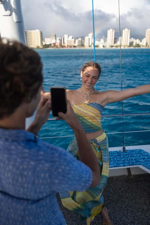 Oahu: Sunset Sail Cruise in Waikiki - The underwater viewing room