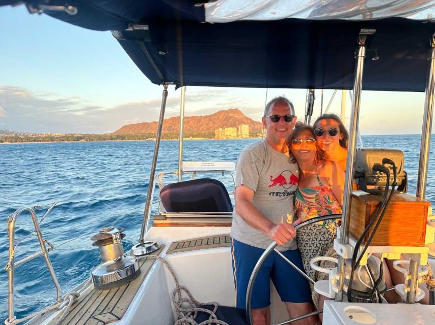 Oahu: Sunset sailing in small intimate groups - Timing, weather, and what to pack