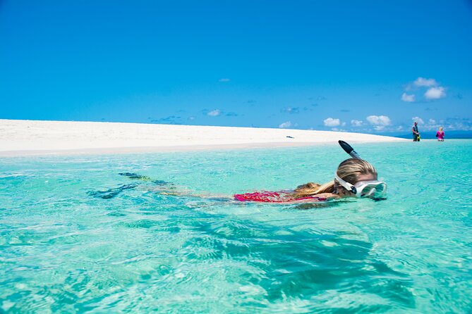 Outer Reef Mackay Cay Sail & Snorkel Adventure from Port Douglas - How the group size affects your reef time