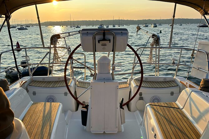 Oyster Bay Two Hour Sailing Experience - Choosing Your Place on WINDSWEPT
