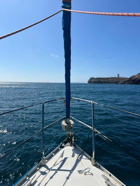 Peniche: Private 3-Hour Sailing Experience Along the Coast - Key points at a glance