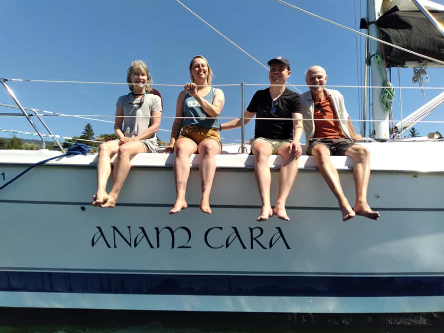 Penticton Okanagan Lake: Sailing Tour - Taking the wheel and learning the wind