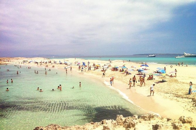 Playa de Ses Illetes Sailboat Full Day Private Trip - Who will enjoy this private sailing day