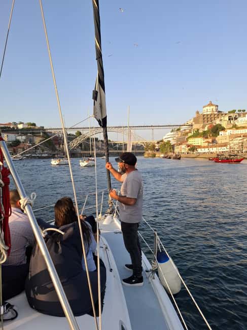 Porto, a cruise with open sails, drinks&snacks - Under the Arrábida Bridge