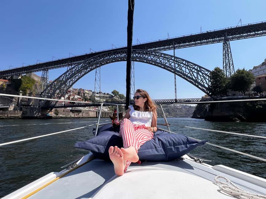 Porto, a cruise with open sails, drinks&snacks - A look at the Douro Ecological Reserve