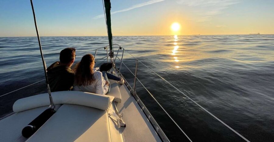 Porto: Best Exclusive Charming Sailboat Sunset - A Portuguese spread served on board