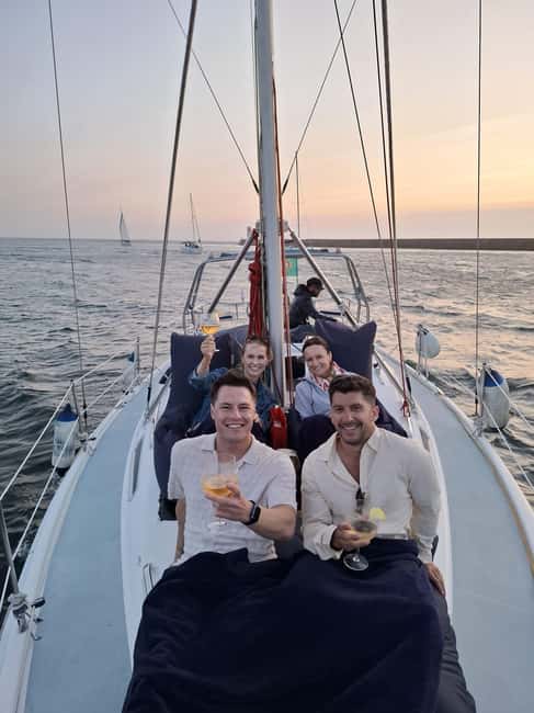 Porto shared Thullium Sailboat, enjoy magic sunset&open sail - Who will enjoy this sailing most
