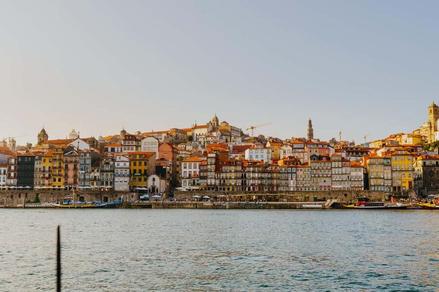Porto: Sunset Cruise with Welcome Drink in a Sailboat - Why Porto is best seen from the Douro